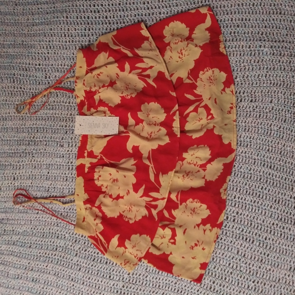 Women's Hawiian Floral Spaghetti Strap Crop Top